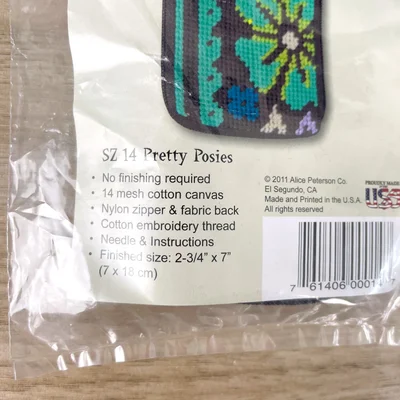 Stitch and Zip Pretty Posies half specs eyeglass case kit #SZ14 4