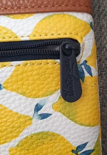 THIRTY-ONE Pinch Top Eyeglasses Case Main Squeeze Lemons Pebble Zip Pocket 3