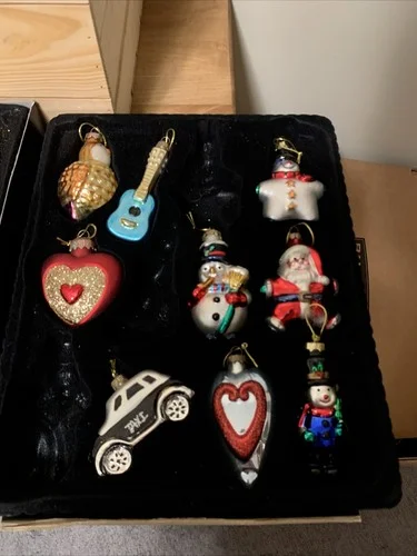 THOMAS PACCONI 1900-2000 Classic Museum Series 27 Of 31 Christmas Ornaments 4