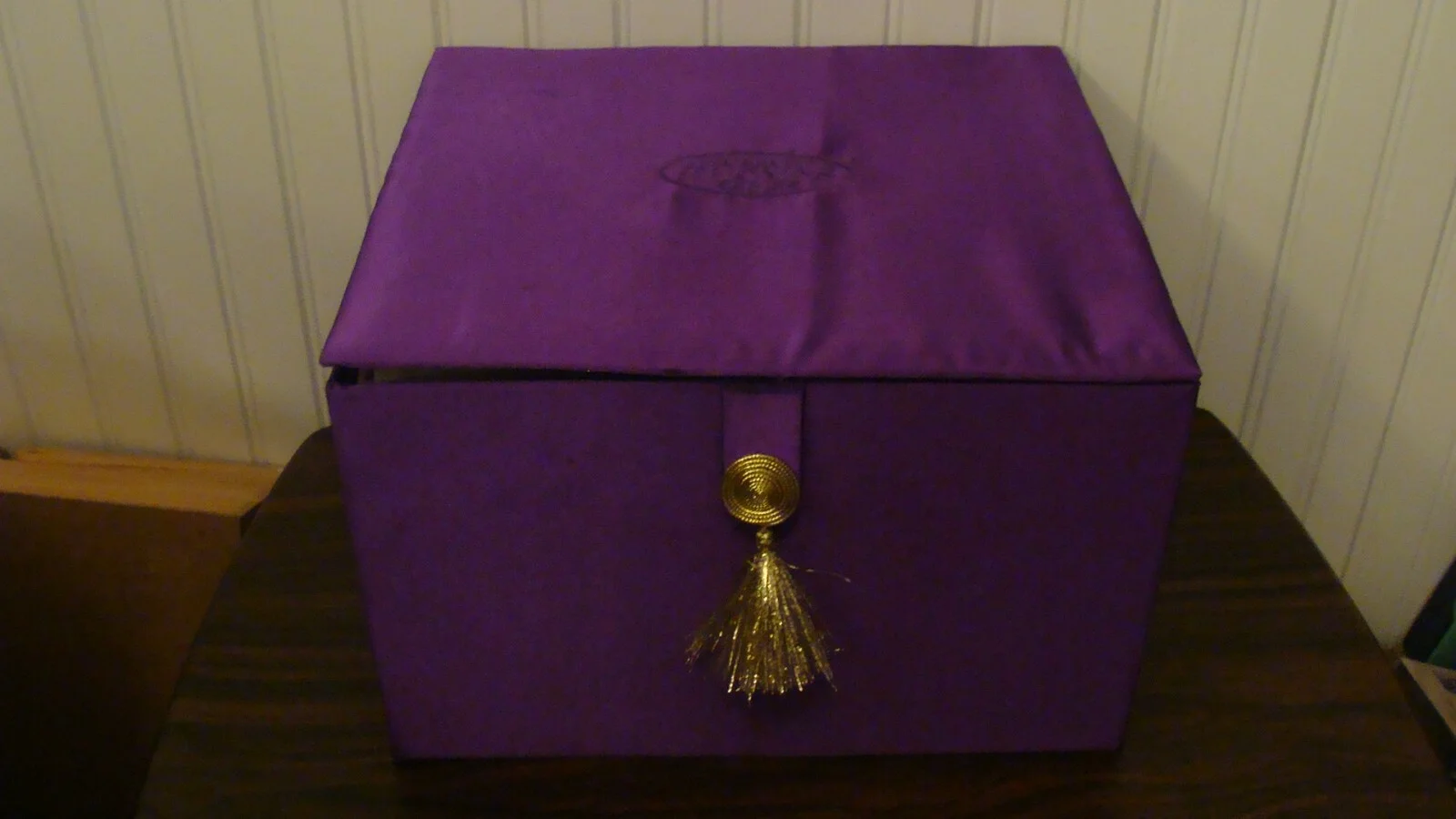 Thomas Pacconi Museum Series Glass Christmas 12 Ornaments in Satin 2 Level Box 4