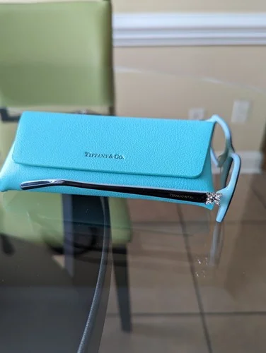 Tiffany & Co. Women 2