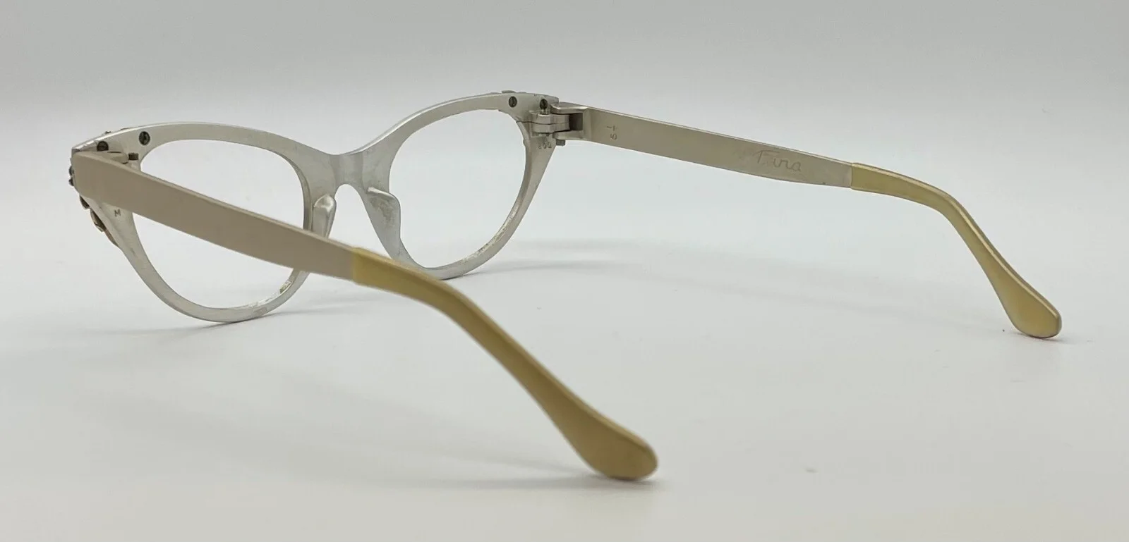 Tura 50 4