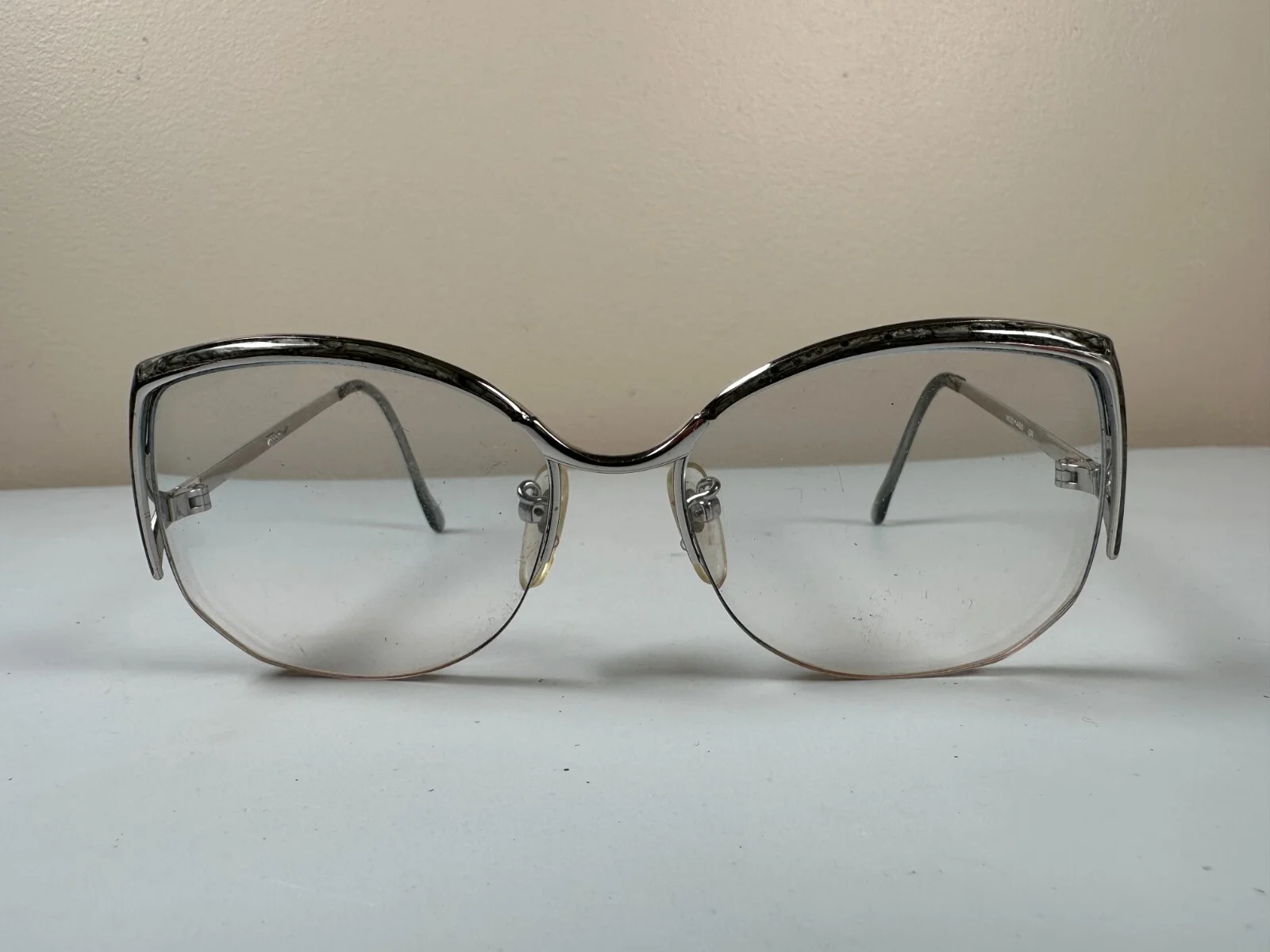 Tura Eyeglass Frames Mod 460 5 1/2 140 Marble Silver Tone Half Unframed Womens