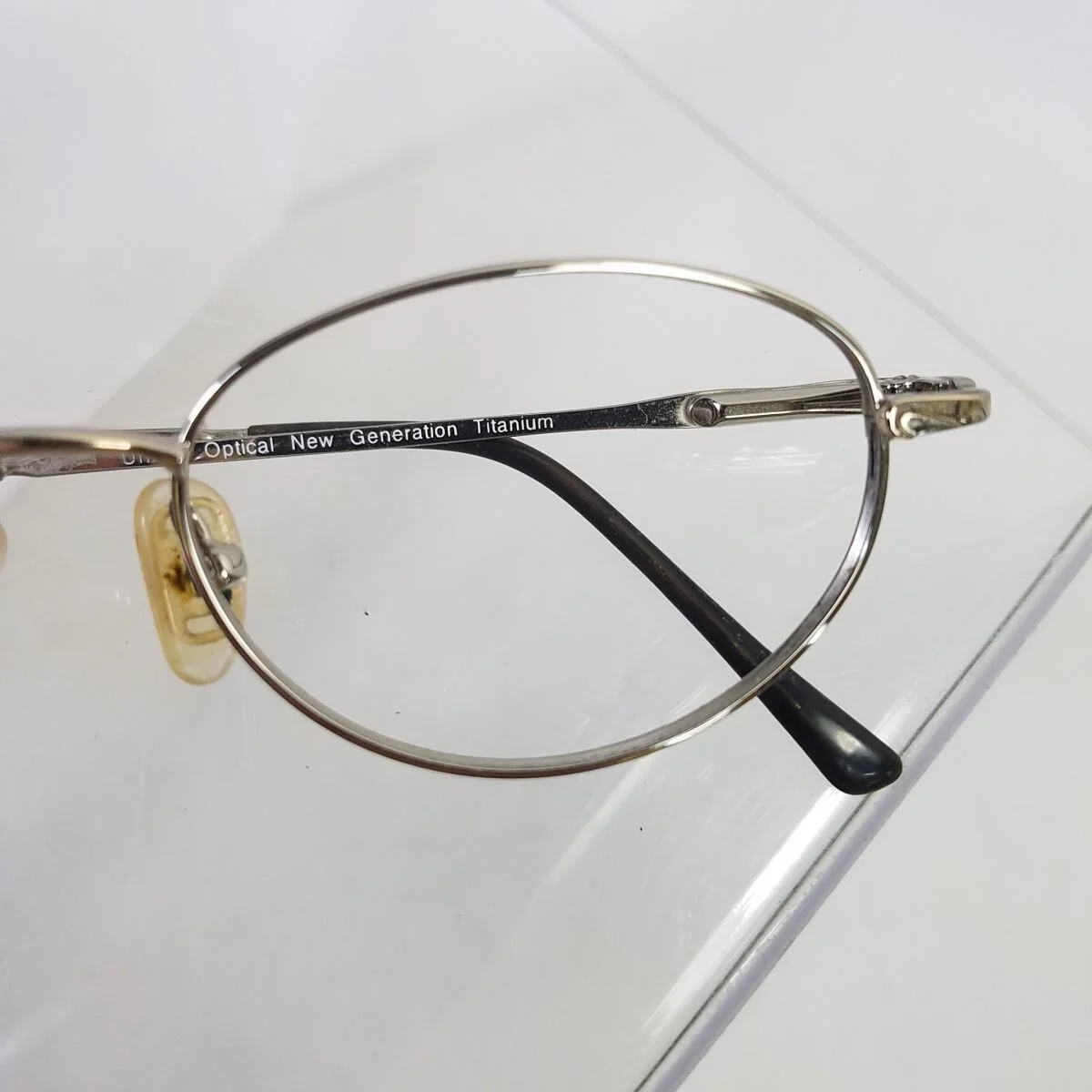 United Optical Titanium Gina C2 48 21 135 Oval Wire Eyeglass Frames Womens 3