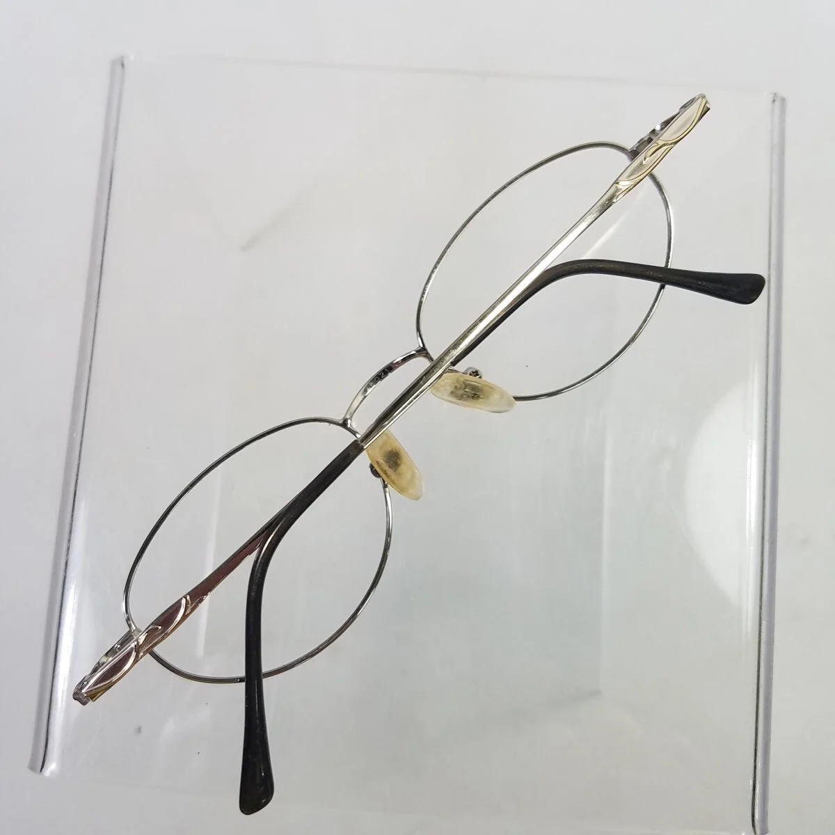 United Optical Titanium Gina C2 48 21 135 Oval Wire Eyeglass Frames Womens 4