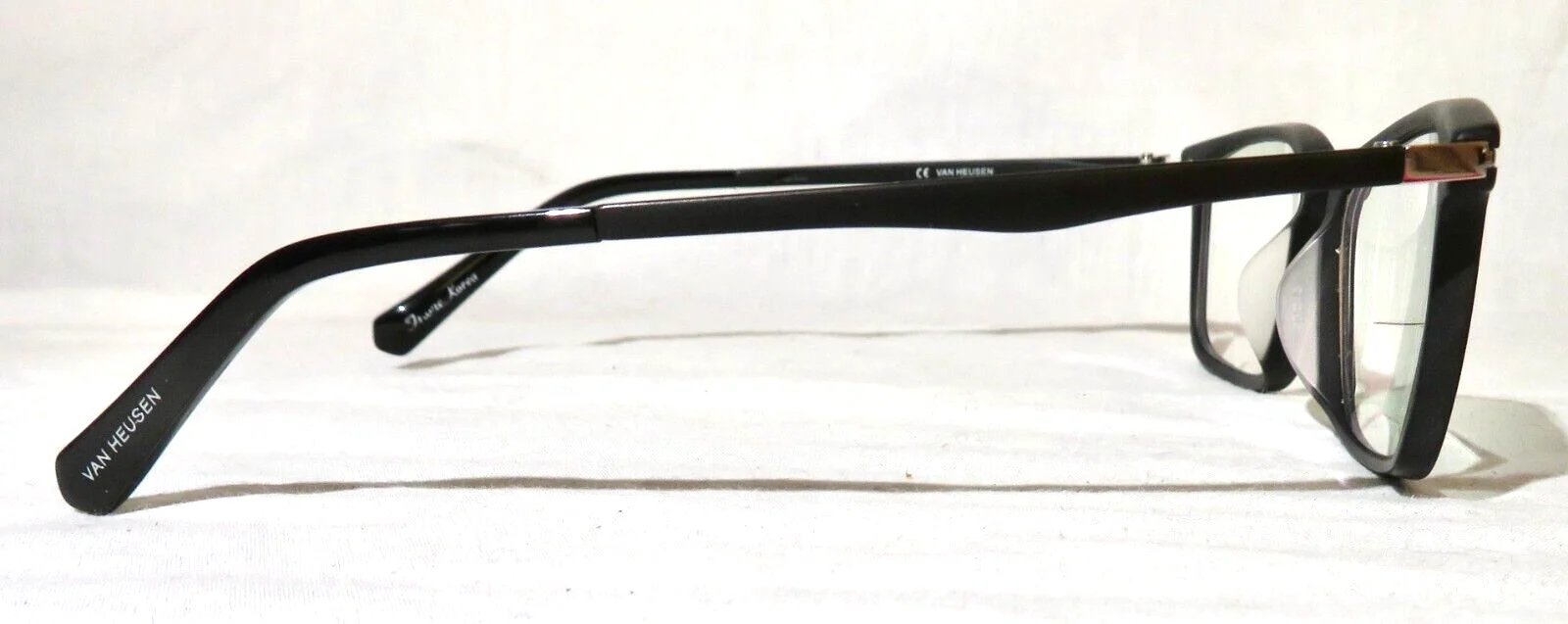Van Heusen H171 eyeglass frame, 52-17-145 Black plastic eyewear 4