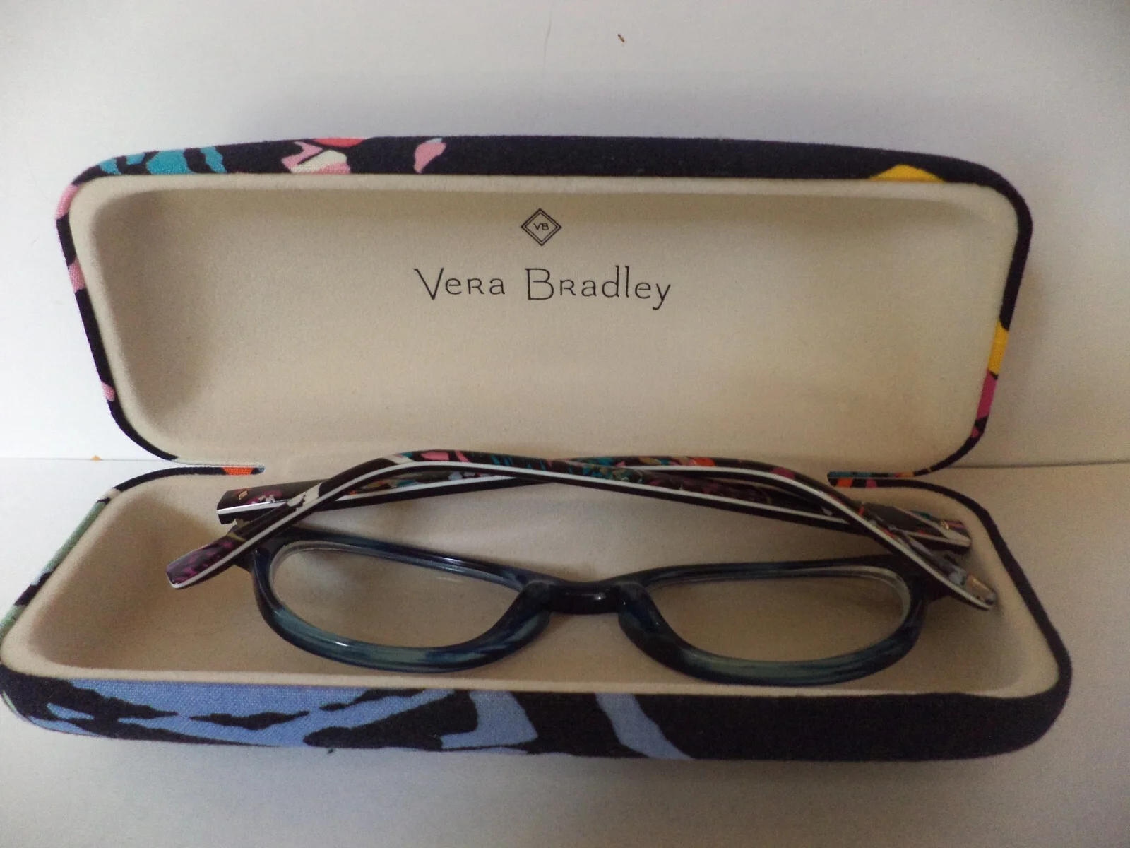 Vera Bradley Butterfly Flutter Eyeglass Frame Petite - 48-18-135- with Case 3