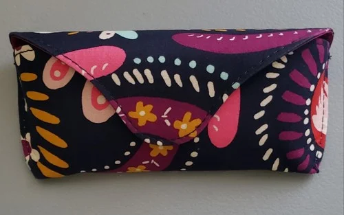 Vera Bradley Eyeglass Sunglasses Case Hard Shell Case -Painted Paisley