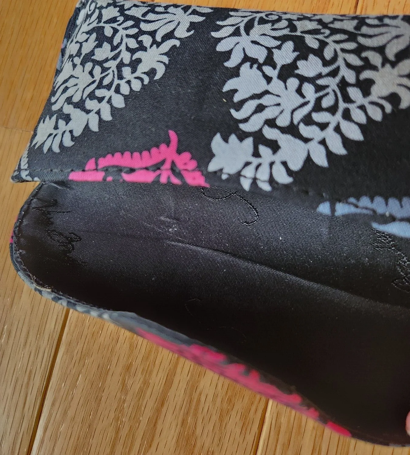 Vera Bradley Northern Lights Pink Gray Black Quilt Eyeglass Case + 4 fold wallet 3