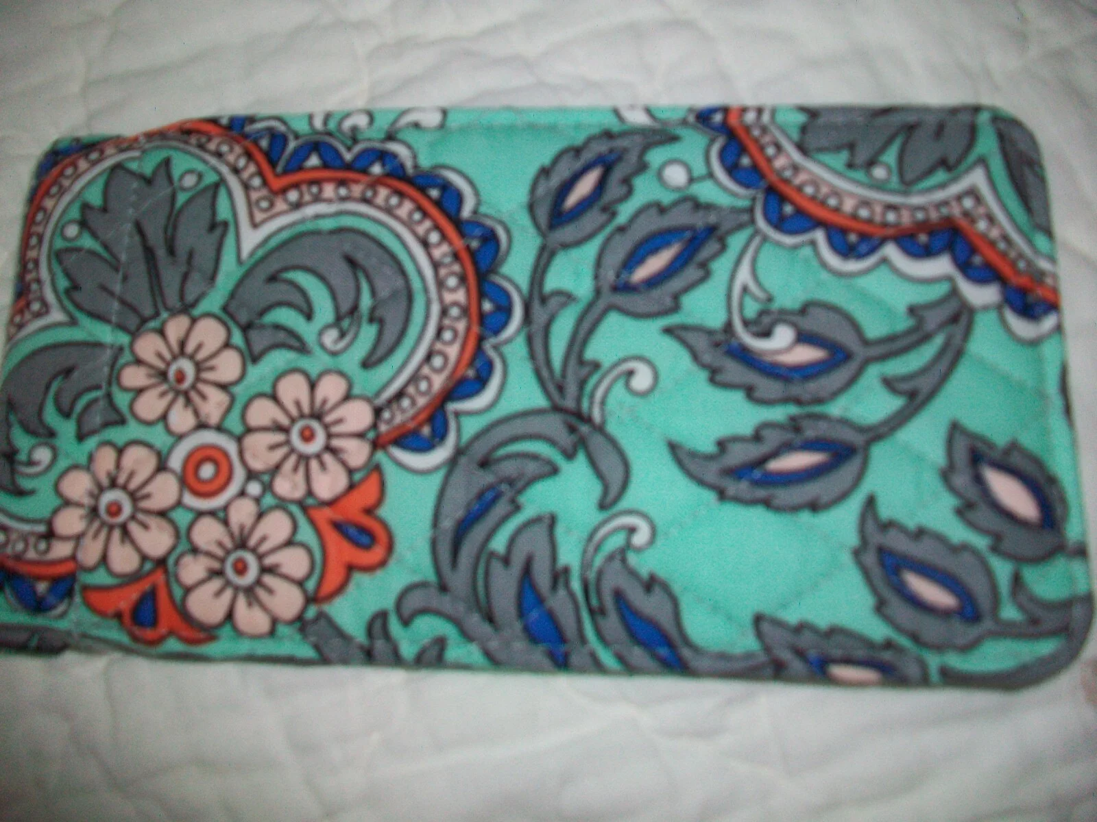 VERA BRADLEY QUILTED EYEGLASS SLEEVE **NWT FAN FLOWERS PATTERN