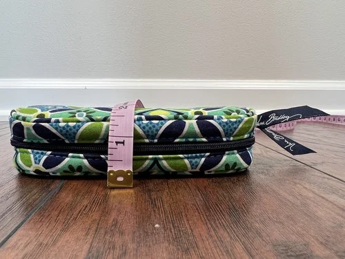 Vera Bradley Soft Glasses Eyeglass Case Zip Around Daisy Daisy Green Blue White 4
