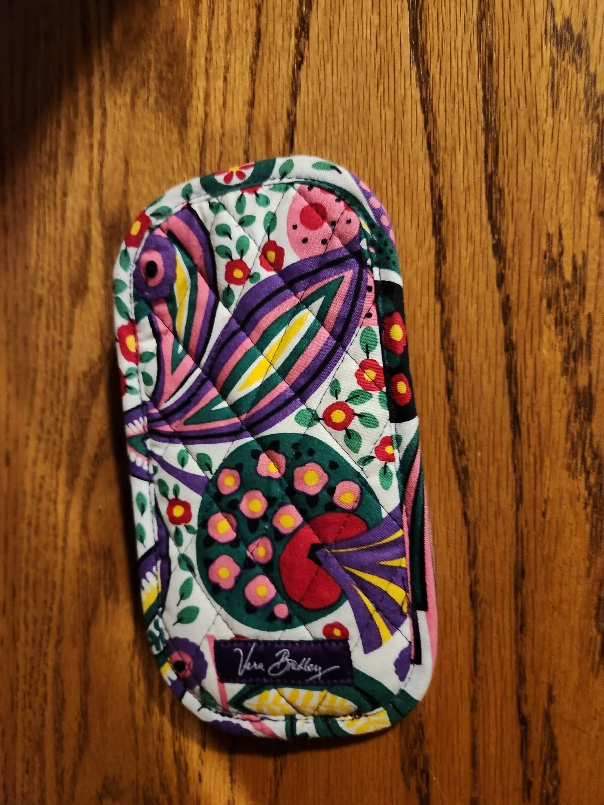 Vera Bradley Soft Quilted Double Slot Eye Glass white floral and paisley pattern 2