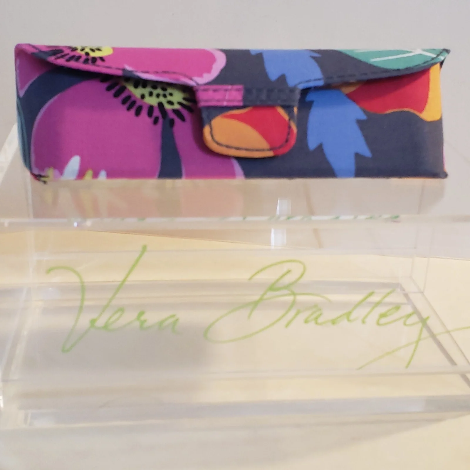 Vera Bradley Womens Jazzy Blooms 2013 Clamshell Eyeglass Case w/Acrylic Display