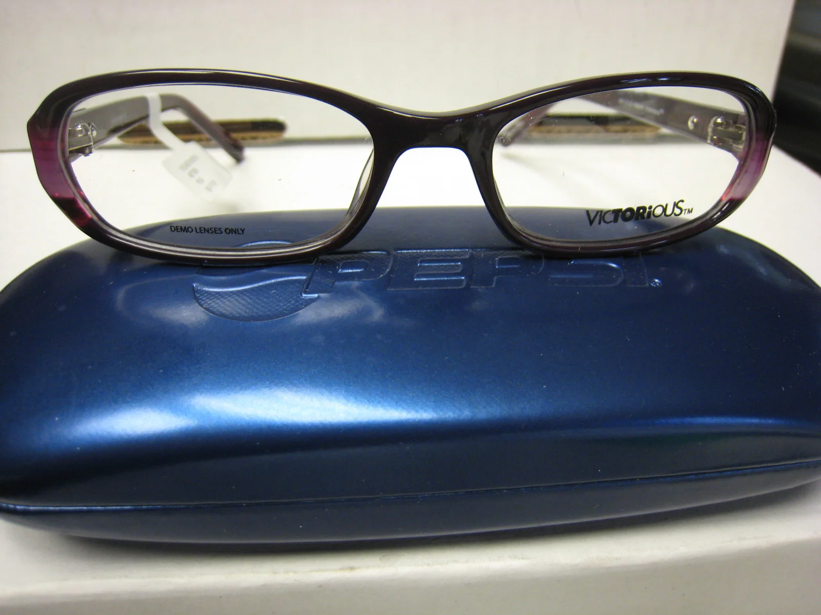 VICTORIOUS EYEGLASS FRAME V402 Style PURPLE 50-17-135 AUTHENTIC