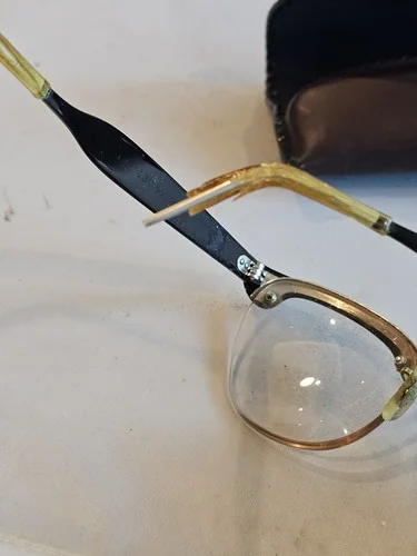 Victory Glasses Vtg 5 1/2 Aluminum Cat Eye 40 4