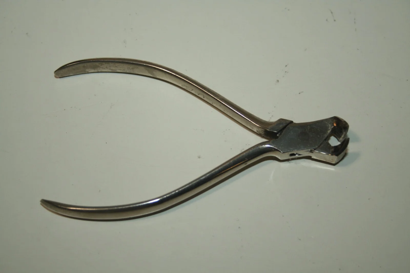 VIGOR 304 1/2 Eyeglass Frame Adjustment Tool, Sweden, Cutting Jaw
