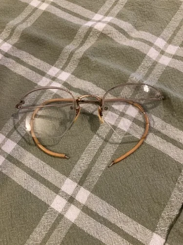 Vintage 1930’s Wire-framed Eyeglasses 1/10-12KC, Octagon Shape Lease.