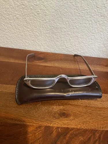 Vintage 1950 2