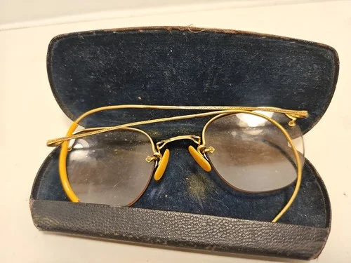Vintage American Optical 1/10 12KGF Gold Circle Frame Eyeglasses w/ Case 3