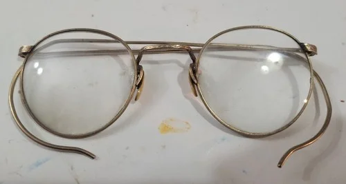 Vintage American Optical AO 1/10 12K GF Gold Filled Wire Eyeglass Frames & Case 4