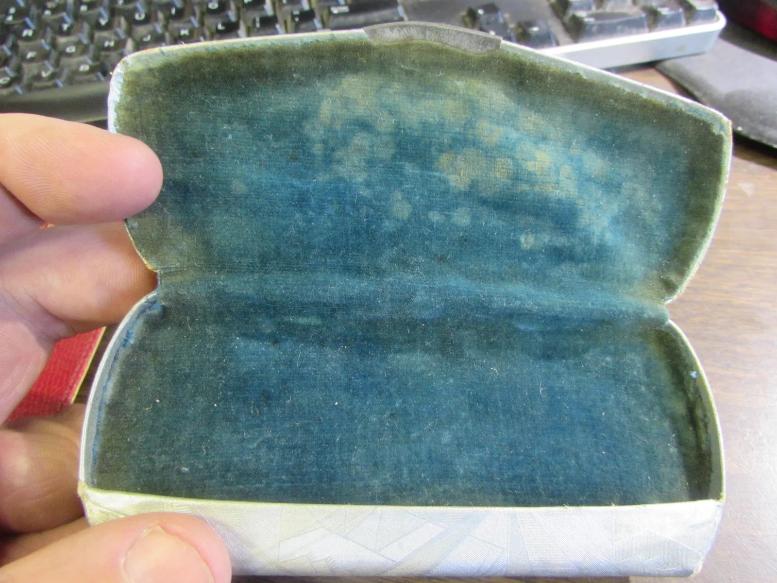 VINTAGE - ANTHRACITE OPTICAL CO - EYEGLASS CASE - BROOKS BUILDING SCRANTON PA 3