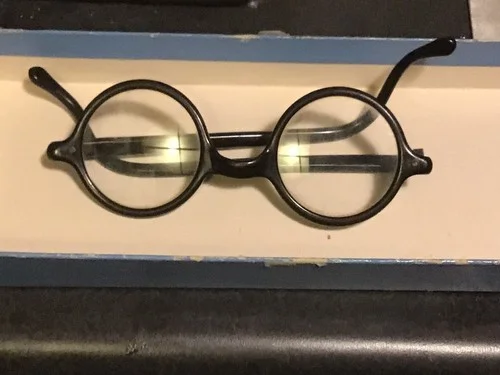Vintage antique 1920s Bakelite Black Round Eyeglasses