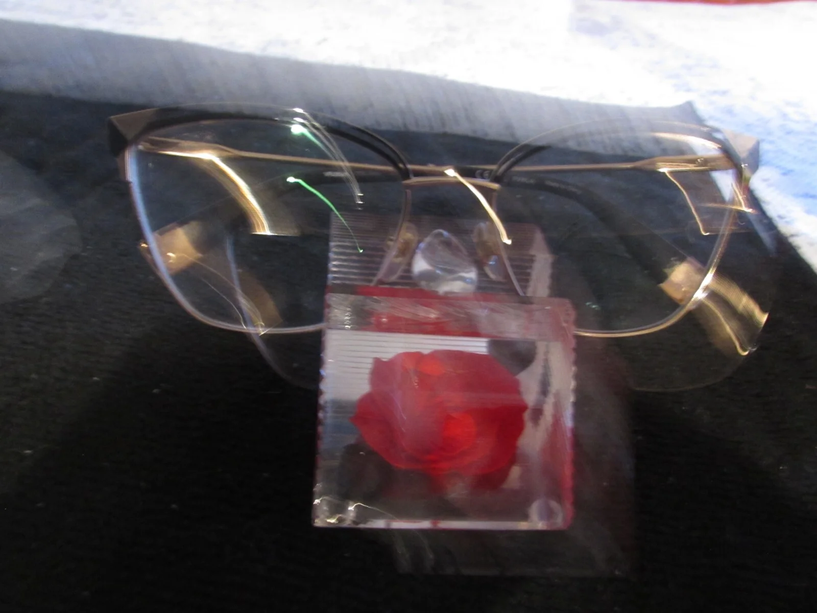 Vintage Carved Lucite Red Rose Ring Holder and Eye Glass Holder. By Bircraft. 4