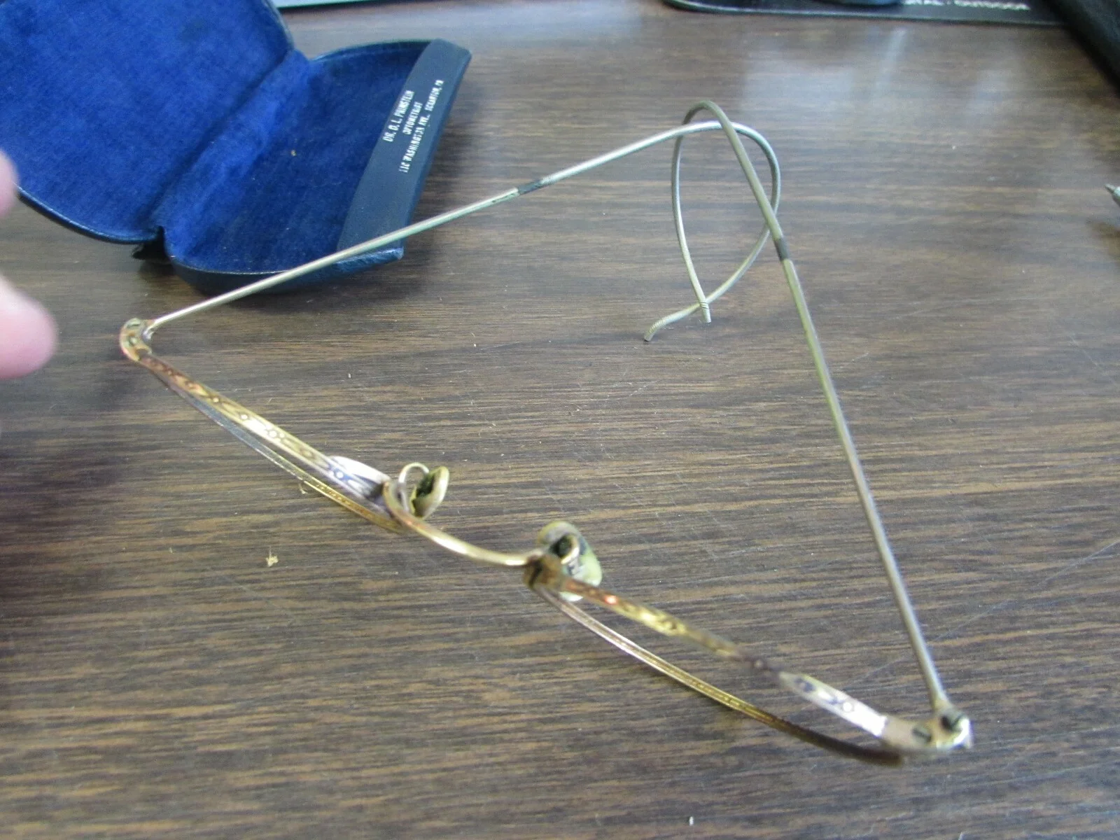 VINTAGE EYEGLASS FRAMES & CASE - DR D.L. PRINSTEIN - SCRANTON PA - VERY GOOD 3