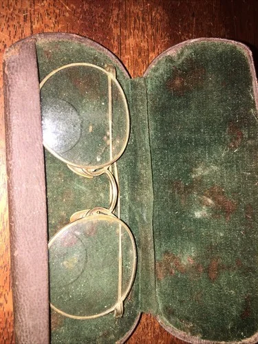 Vintage Eyeglasses Glasses w/ Case Dr. Thompson Md Muskogee Oklahoma￼ 2