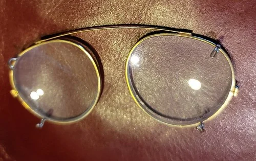 Vintage Eyeglasses Salesmans Sample ? Gold Frames ? UNUSUAL 4