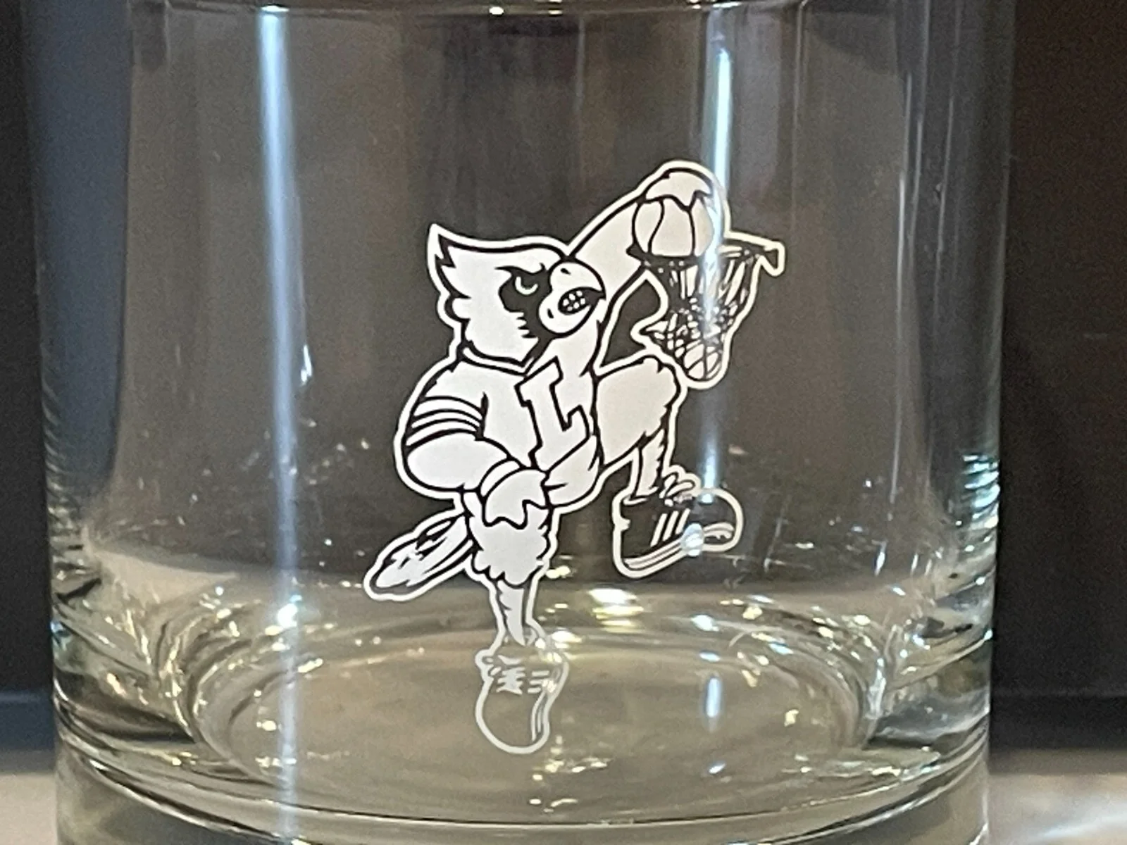 Vintage Louisville Cardinals Rocks Glass - Cardinal Slamming Basketball 2