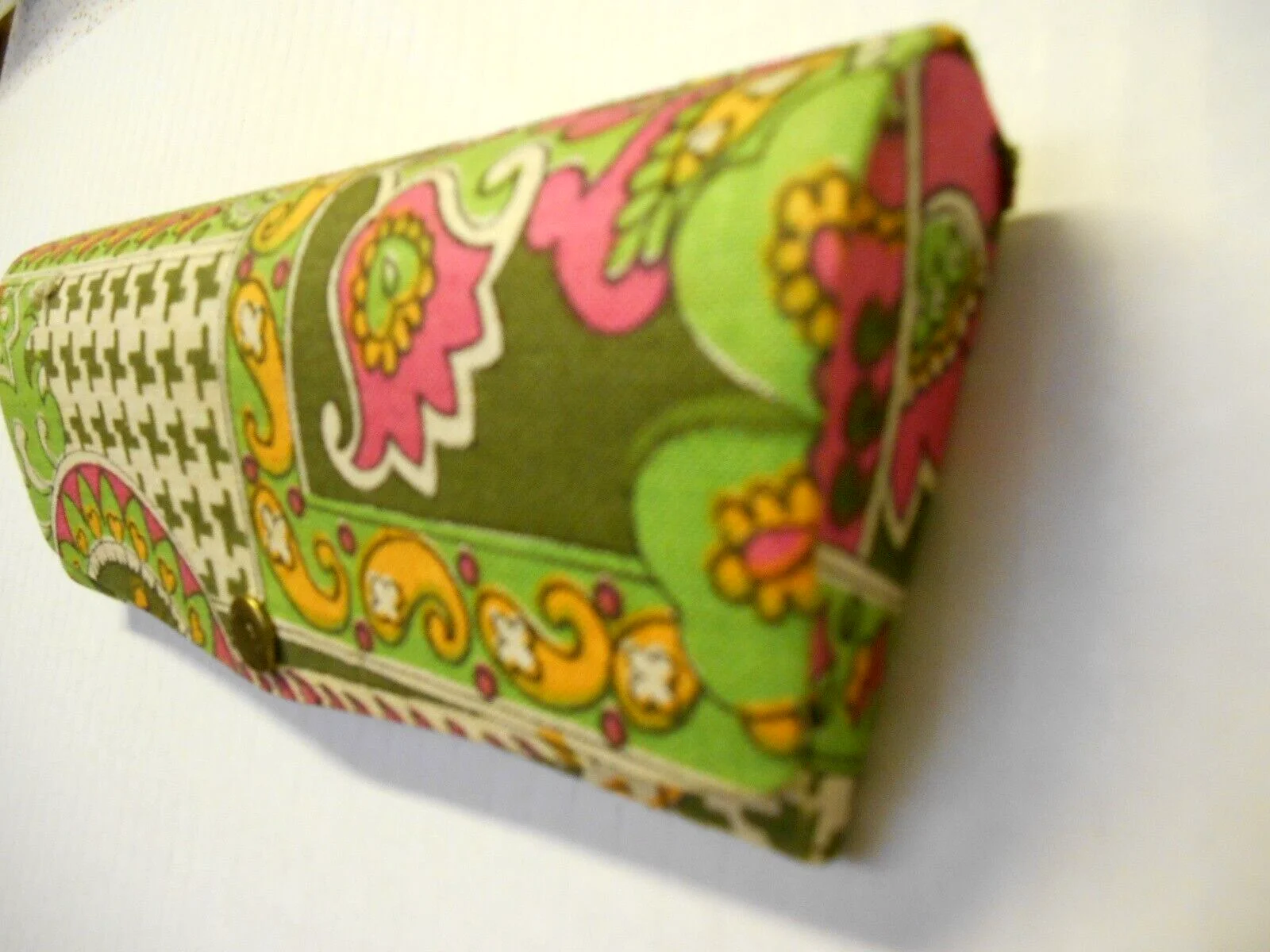Vintage MCM 1960’s Mod Retro Paisley Eyeglass Case Holder Made In England 2