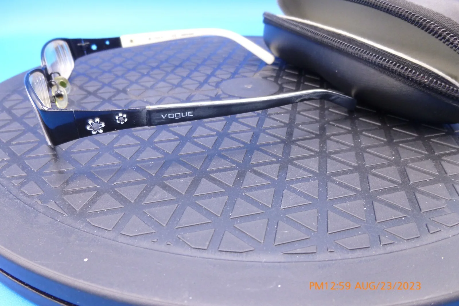 Vogue Eyeglasses FULL RIM FRAMES V03617 352 Black 51[]15 135 2