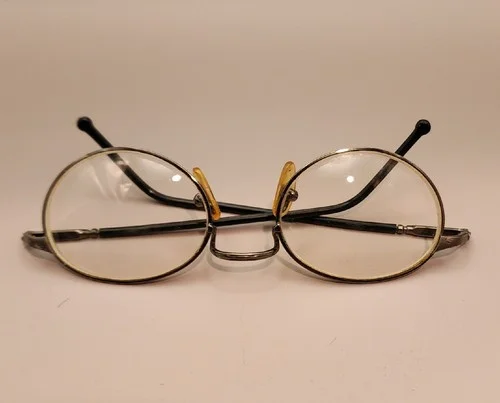 VTG Artsy & Smart Prescription Eyewear Or Frames Nose Bridge Mark 49~19