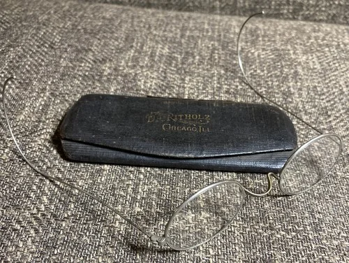 Vtg Early 1900s Wire Frame Glasses in Antique Original Spectacle Case Memphis