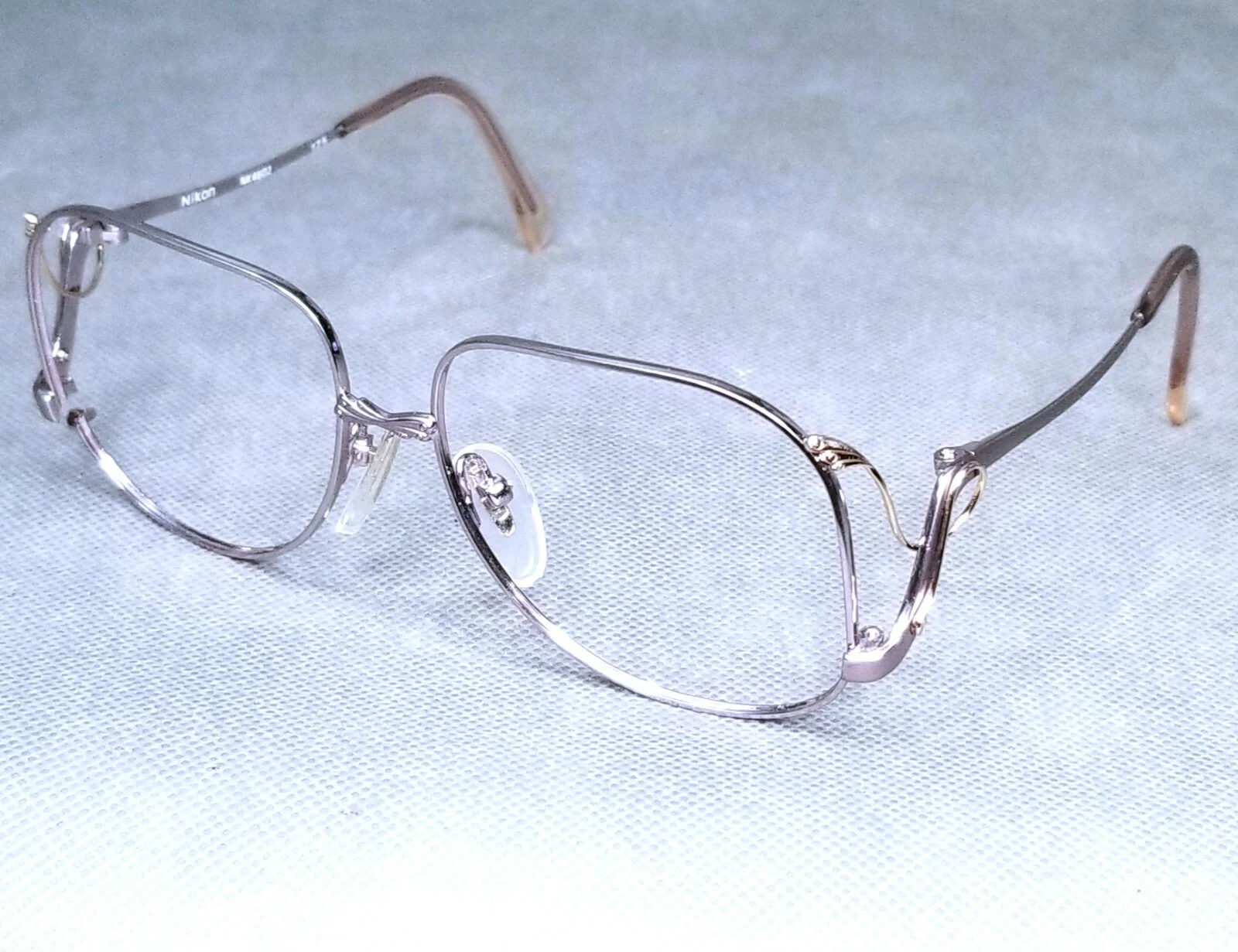 VTG NIKON EYEGLASSES NK4602 BUTTERFLY LAVENDER GOLD SILVER