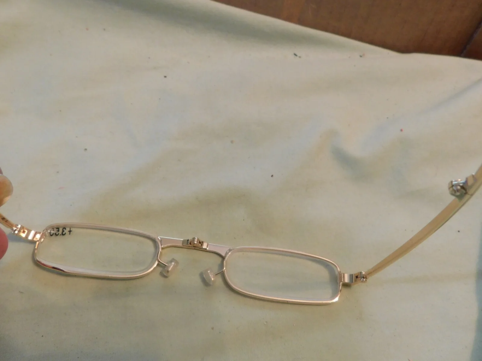 VTG Unusual Eye Glasses That fold for pocket or Purse LOOK 4