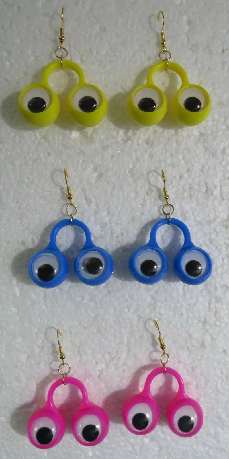 Weird Goggly Eye Dangle Earrings Novelty Unique Fun Cute Finger Ring Earrings 4