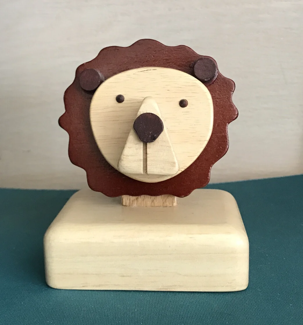 Wooden Bear Eye Glass Holder. 2