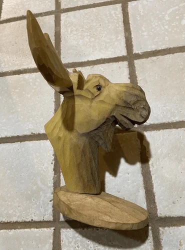 Wooden Hand Carved Moose Eyeglass Holder Stand 6” High 3