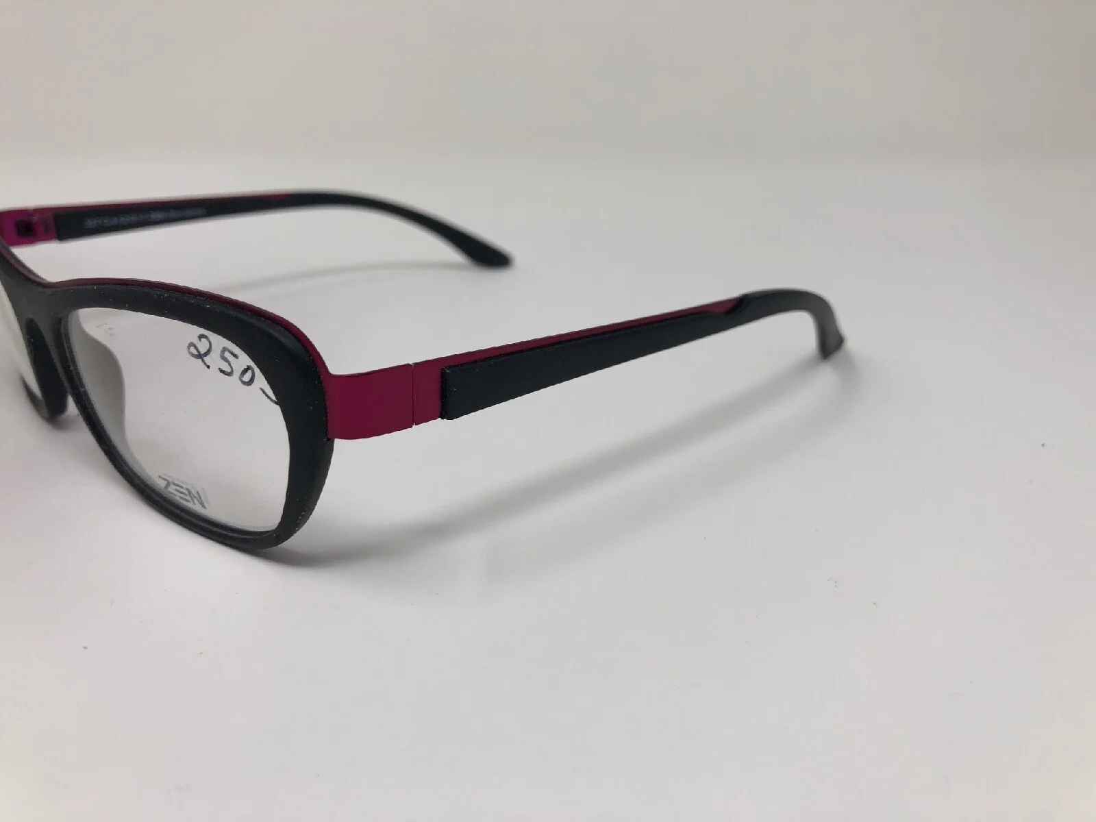 ZEN BARCELONA EYEGLASSES FRAME 327 C 4 52-17 Spain Black Pink Rubber Metal O905 2