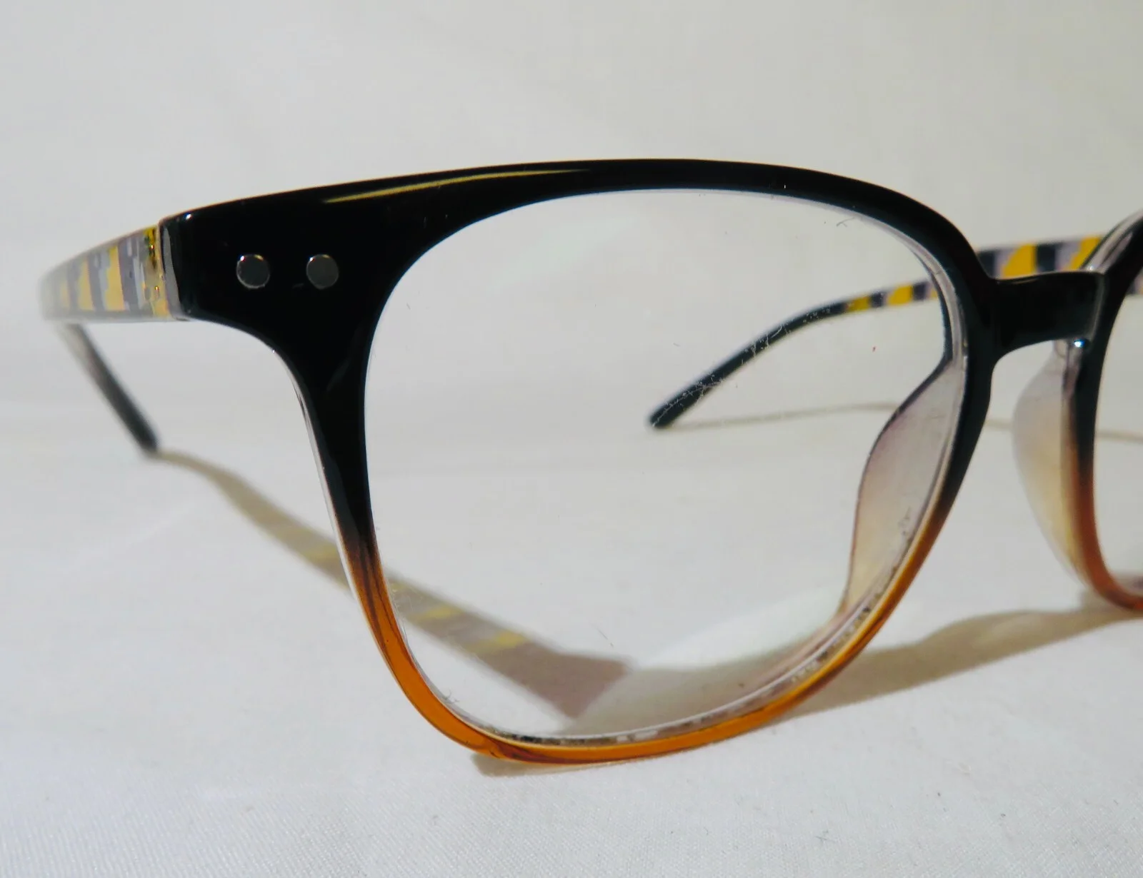 Zenni Optical Eyeglass frame Black/Brown plastic Fade front & striped eyewear 3